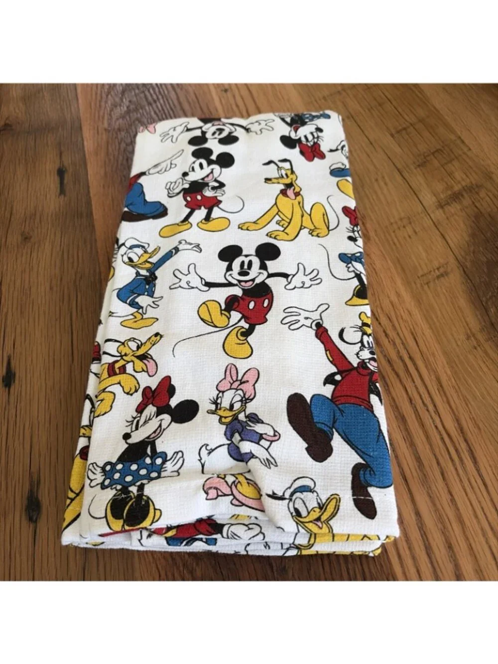 Disney Mickey Mouse And Friend Set Of 2 Kitchen Towels NWT 100% Cotton